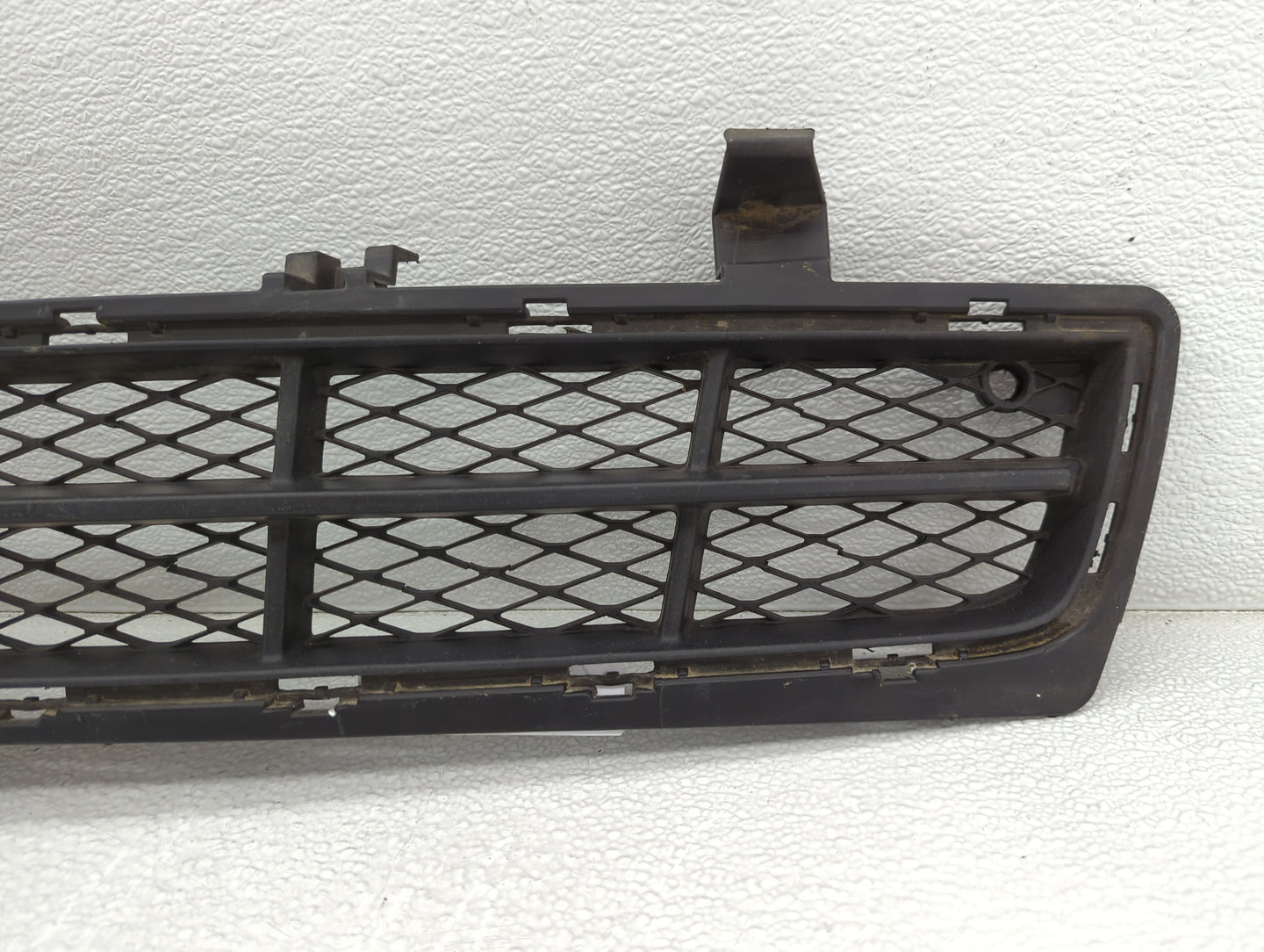 2010-2013 Buick Lacrosse Front Grille Bumper Not Included - Oemusedautoparts1.com