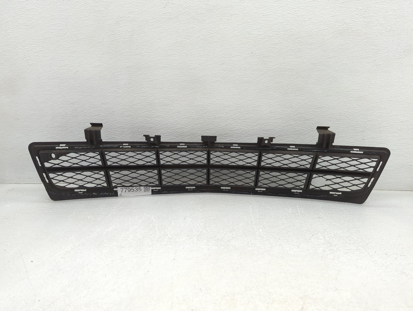 2010-2013 Buick Lacrosse Front Grille Bumper Not Included - Oemusedautoparts1.com