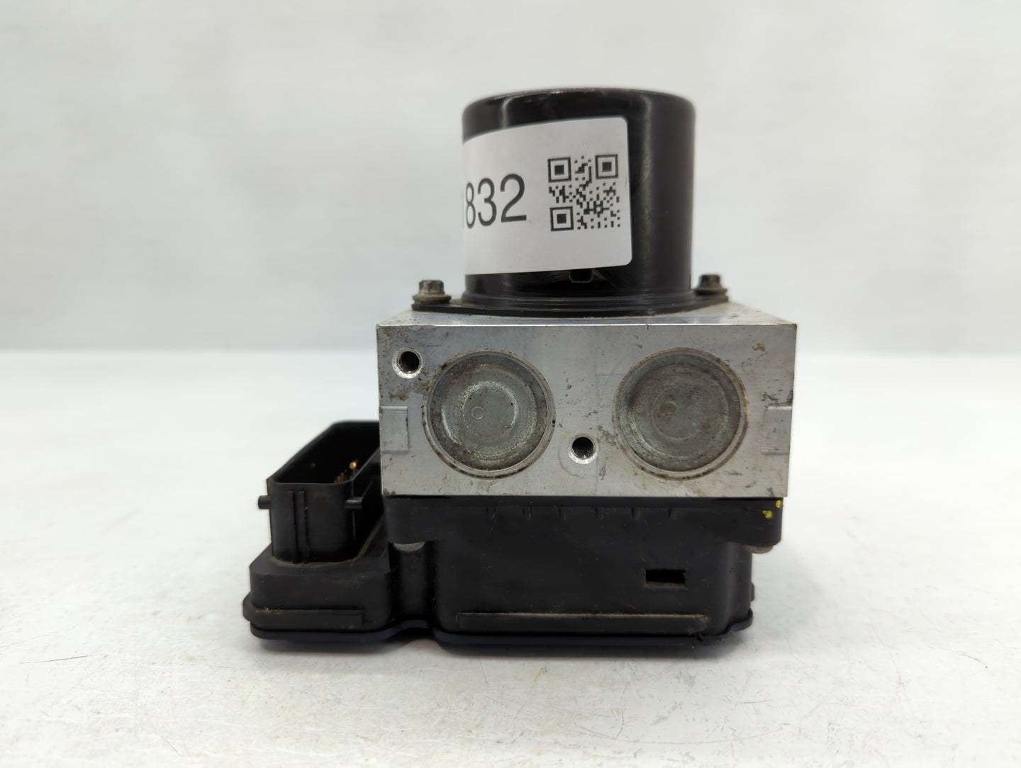 2012-2013 Buick Lacrosse ABS Pump Control Module Replacement P/N:22884754 Fits Fits 2012 2013 2014 2015 2016 OEM Used Auto P