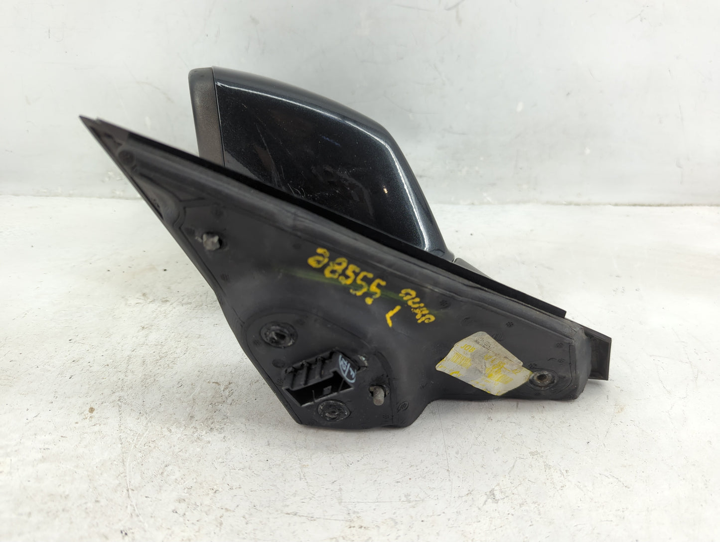 2010-2012 Buick Lacrosse Driver Side View Mirror - Left Door Mirror OEM Used - Oemusedautoparts1.com