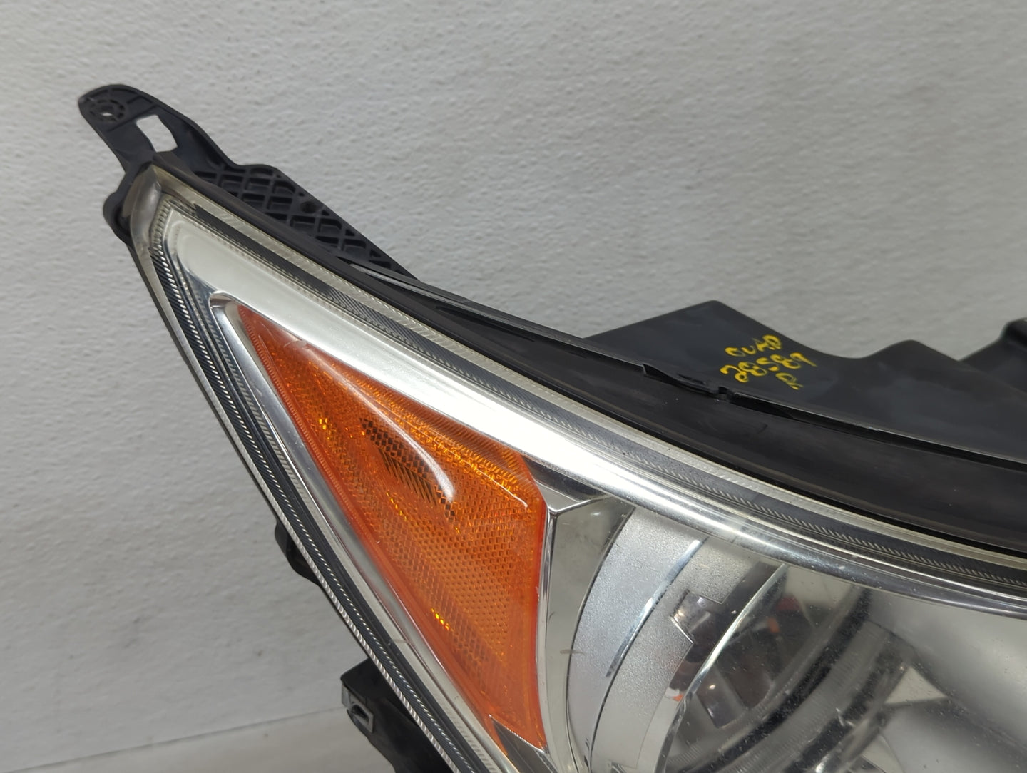 2010-2013 Buick Lacrosse Passenger Right Oem Head Light Headlight Lamp - Oemusedautoparts1.com