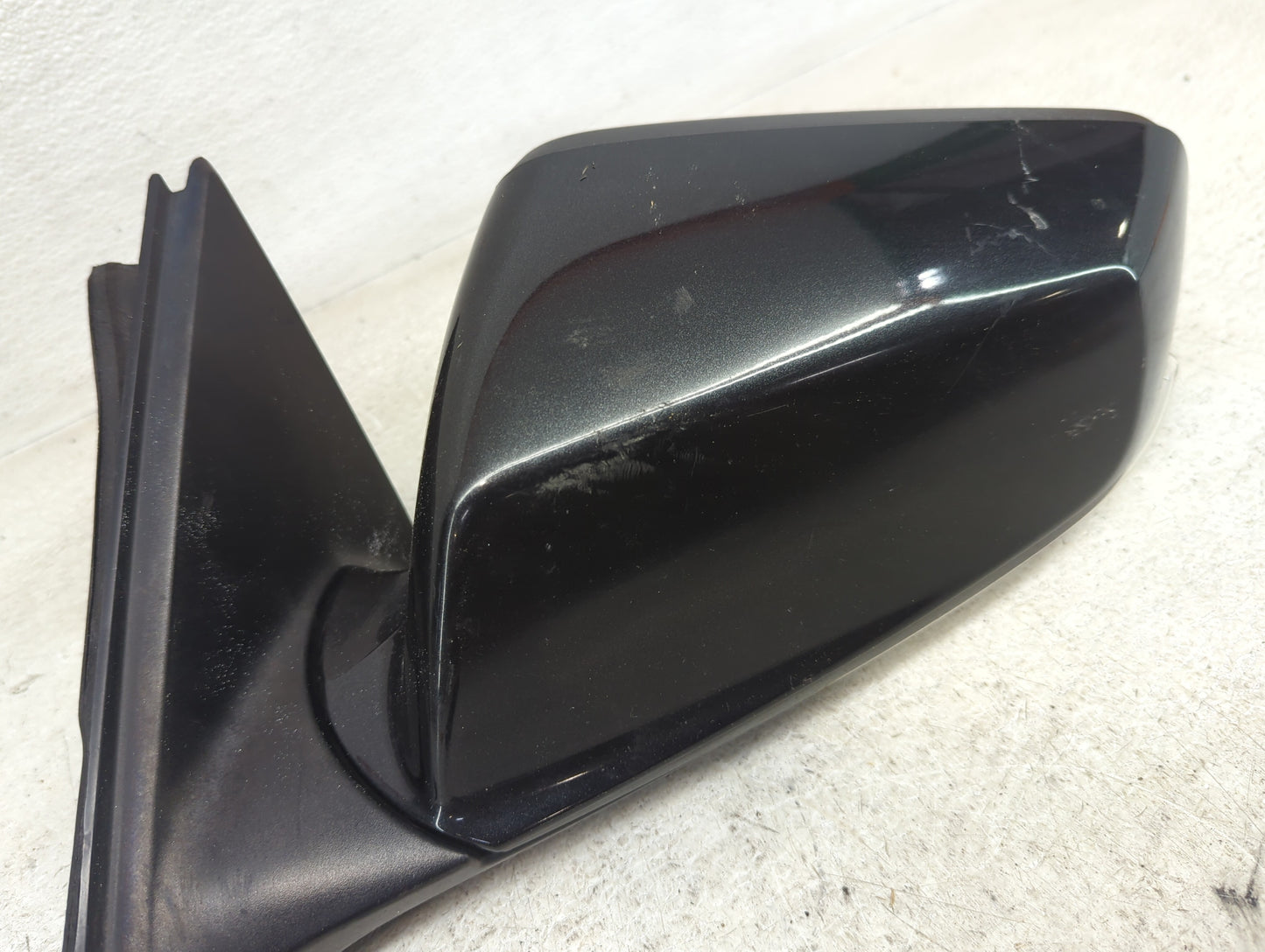 2010-2012 Buick Lacrosse Driver Side View Mirror - Left Door Mirror OEM Used - Oemusedautoparts1.com