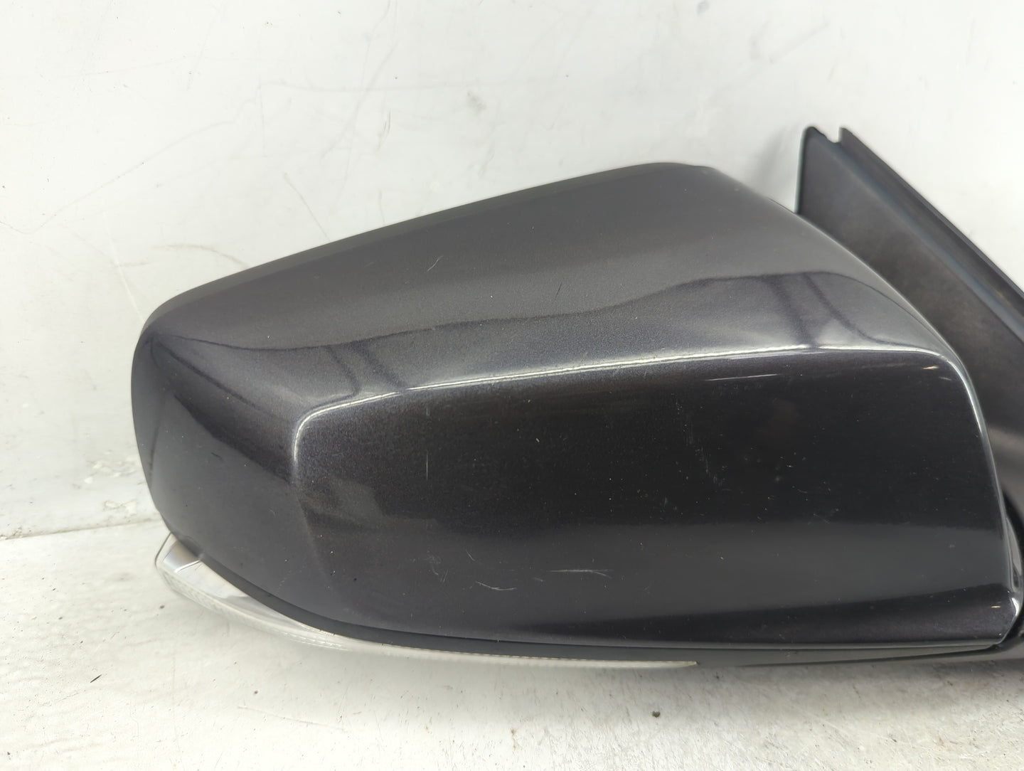 2010-2012 Buick Lacrosse Passenger Side View Mirror - Right Door Mirror OEM Used - Oemusedautoparts1.com
