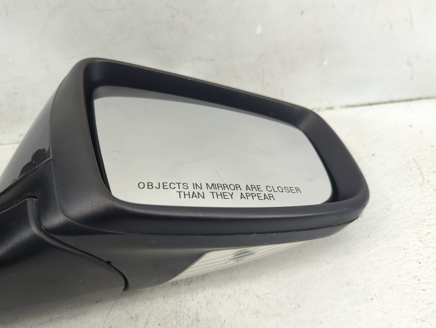 2010-2012 Buick Lacrosse Passenger Side View Mirror - Right Door Mirror OEM Used - Oemusedautoparts1.com