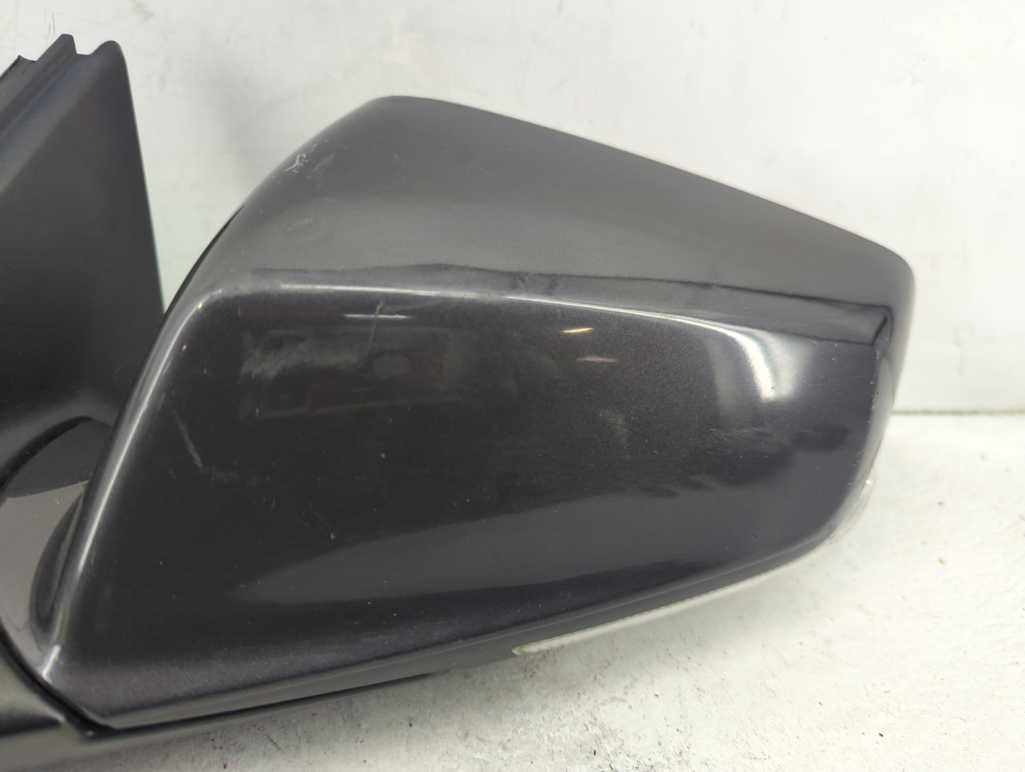 2010-2012 Buick Lacrosse Driver Side View Mirror - Left Door Mirror OEM Used - Oemusedautoparts1.com