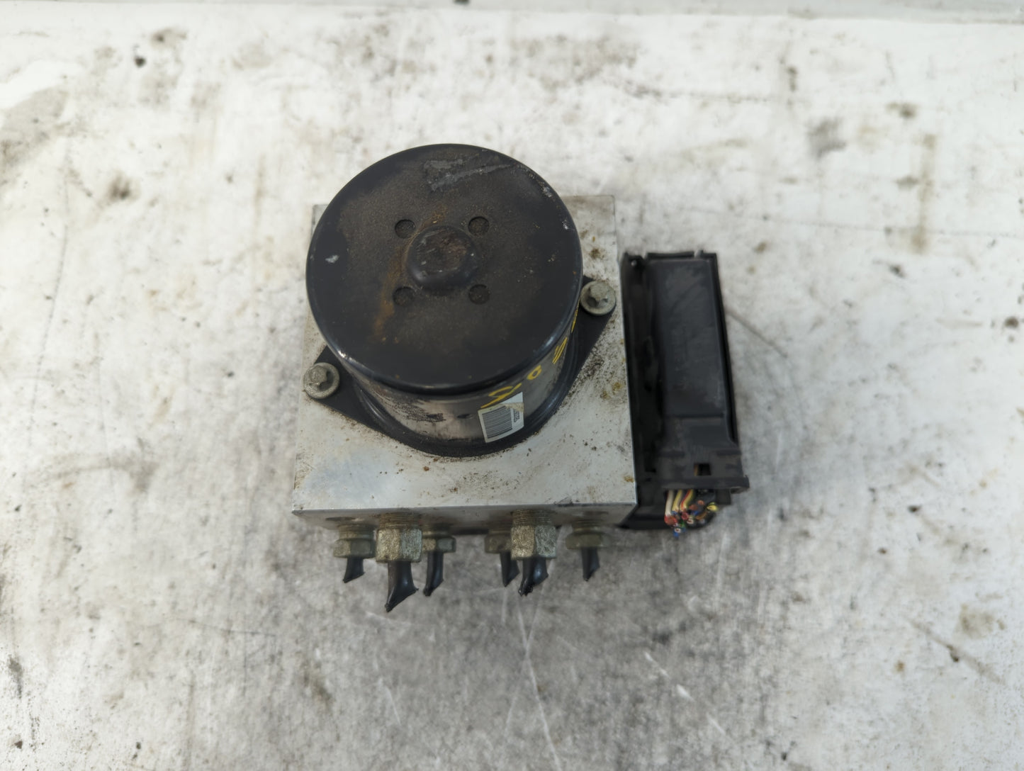 2012-2013 Buick Lacrosse ABS Pump Control Module Replacement P/N:22815252 Fits Fits 2012 2013 2014 2015 2016 OEM Used Auto P