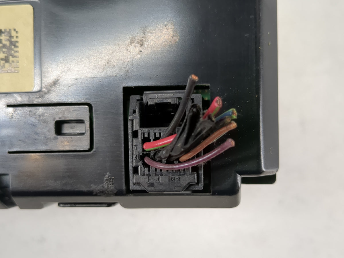 2011-2012 Buick Regal Information Radio Display Screen 1093340 - Oemusedautoparts1.com