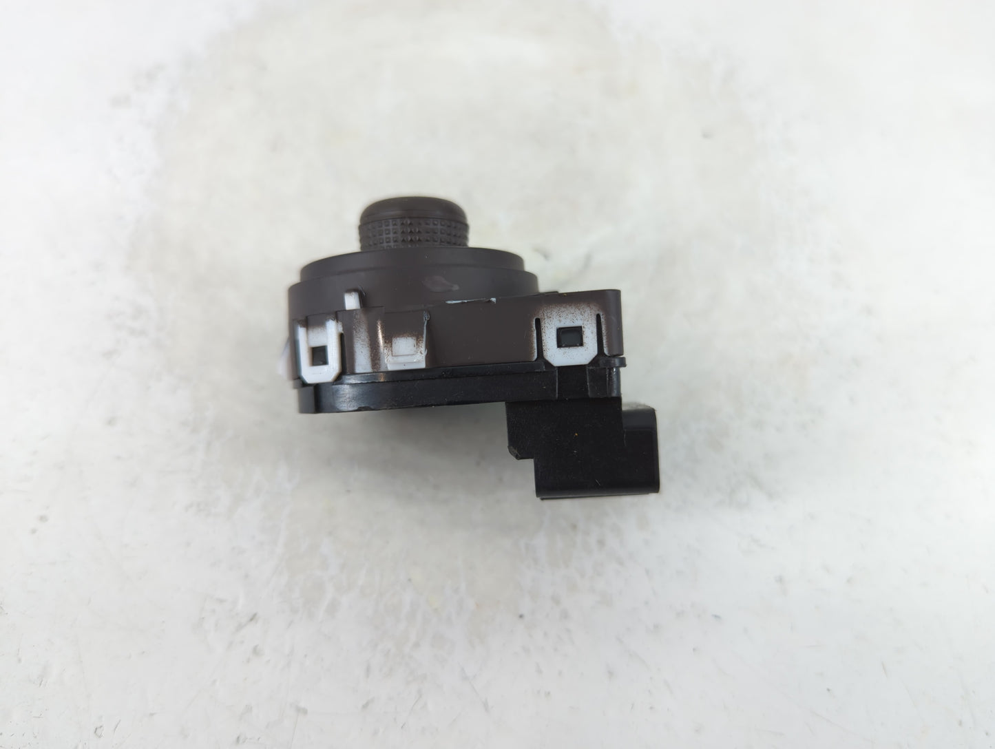 2011-2013 Buick Regal Master Power Window Switch Replacement Driver Side Left P/N:13272183 Fits OEM Used Auto Parts - Oemuse