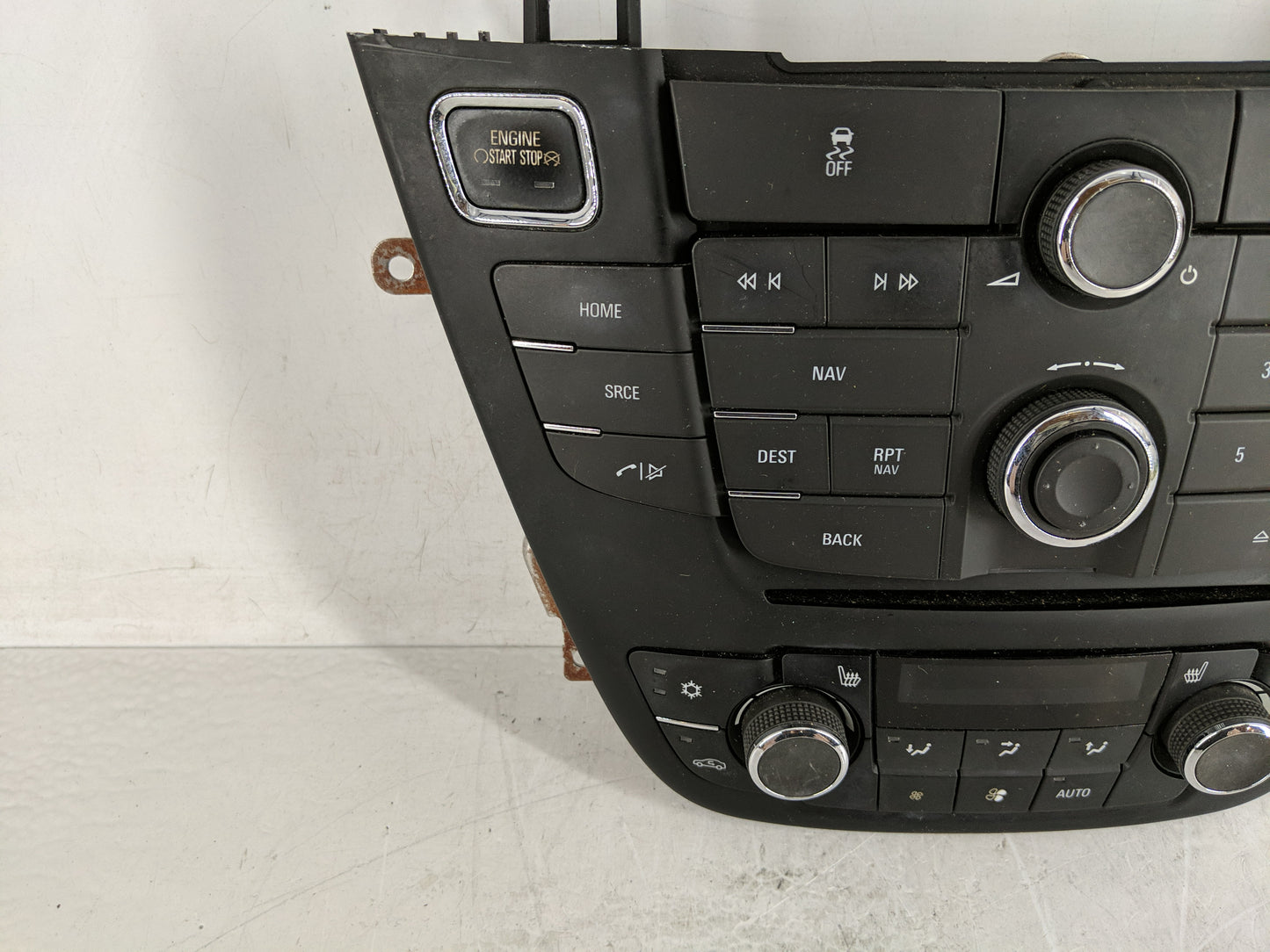 2012-2013 Buick Regal Radio AM FM Cd Player Receiver Replacement P/N:25951146 Fits Fits 2012 2013 OEM Used Auto Parts - Oemu