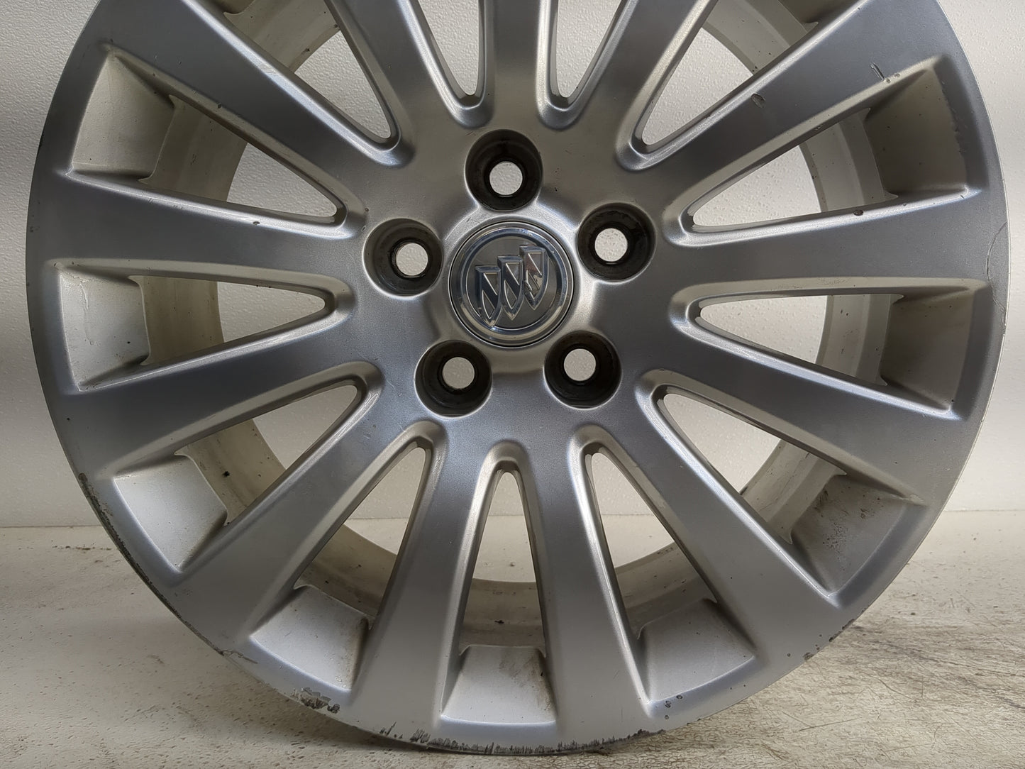 2011-2013 Buick Regal Oem Wheel Rim - Oemusedautoparts1.com