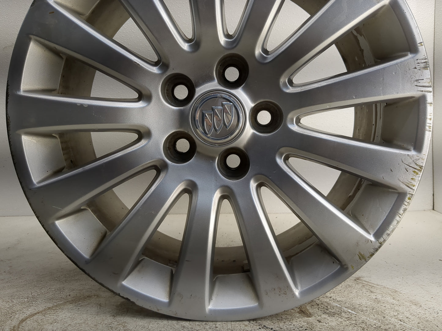 2011-2013 Buick Regal Oem Wheel Rim 1209877 - Oemusedautoparts1.com