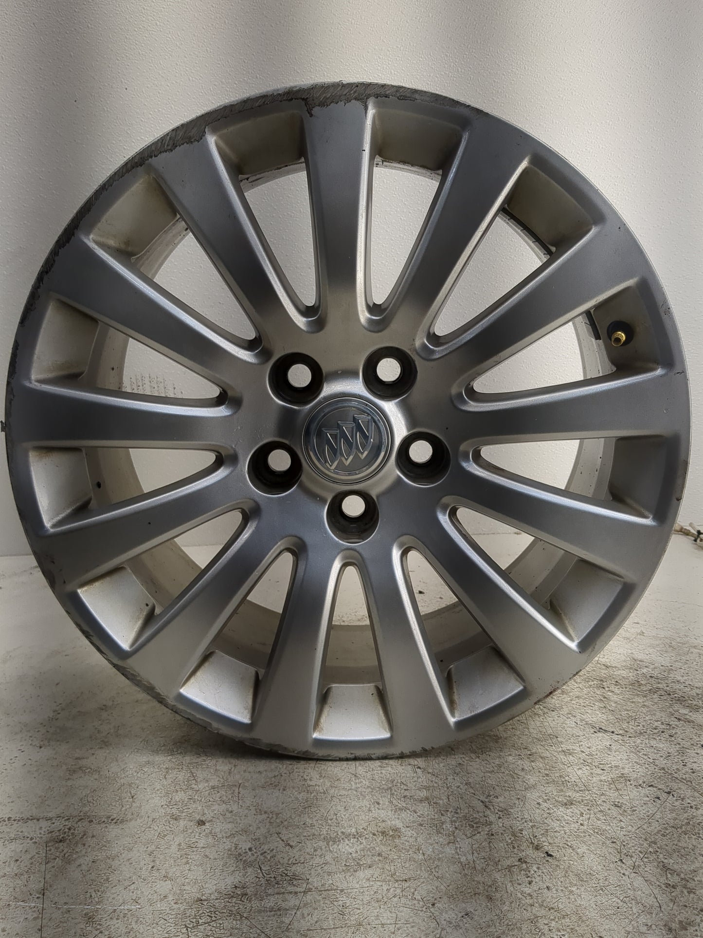 2011-2013 Buick Regal Oem Wheel Rim - Oemusedautoparts1.com