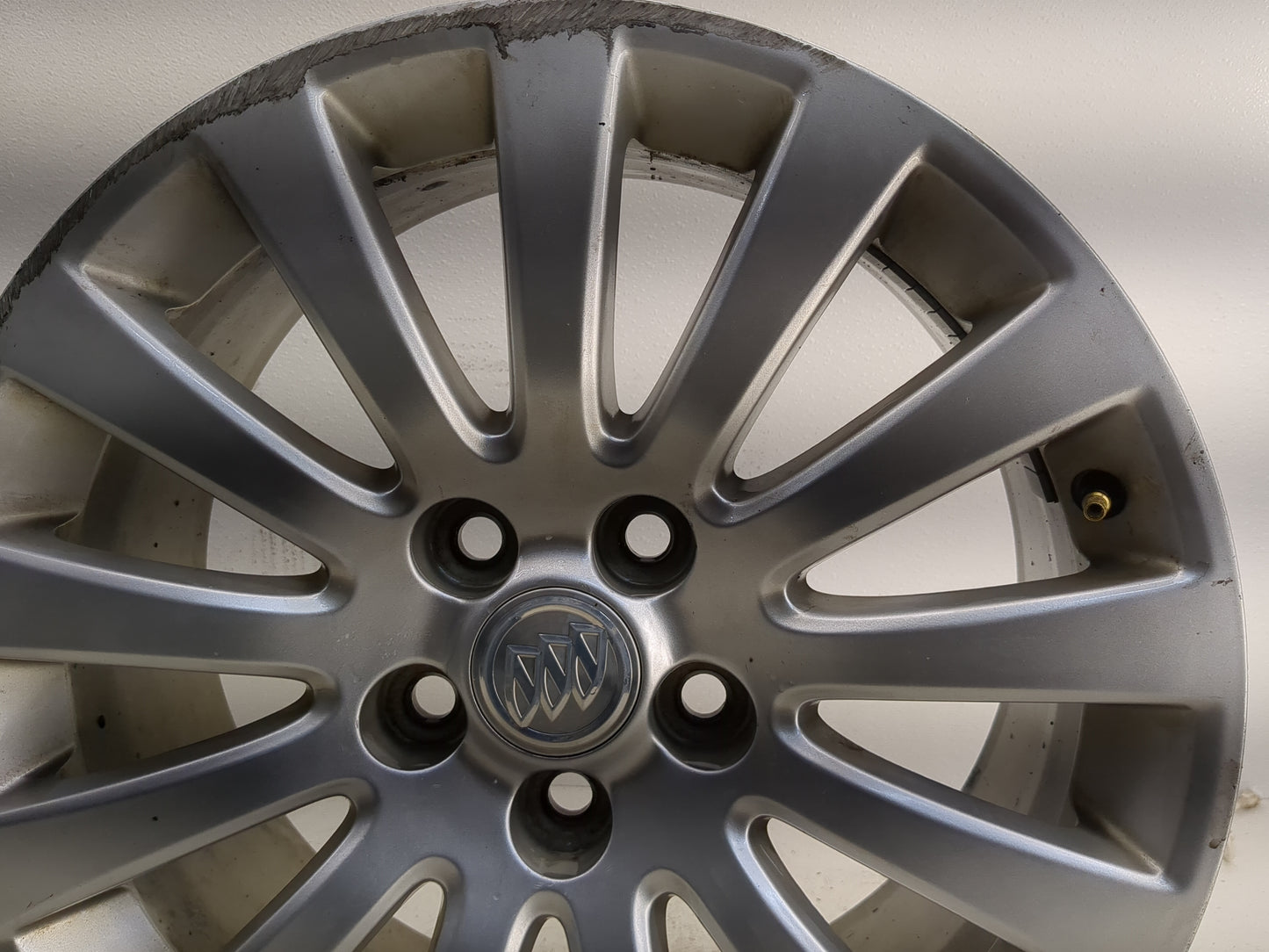 2011-2013 Buick Regal Oem Wheel Rim - Oemusedautoparts1.com