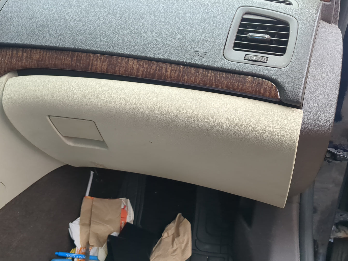 2012 Buick Regal Passenger Glove Box Door Storage Compartment 1211242 - Oemusedautoparts1.com