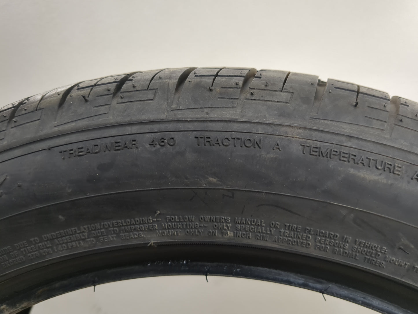 Used Tire 235/50ZR18 ROAD HUGGER GTZ 101W - Tread Depth 10/32 - Oemusedautoparts1.com