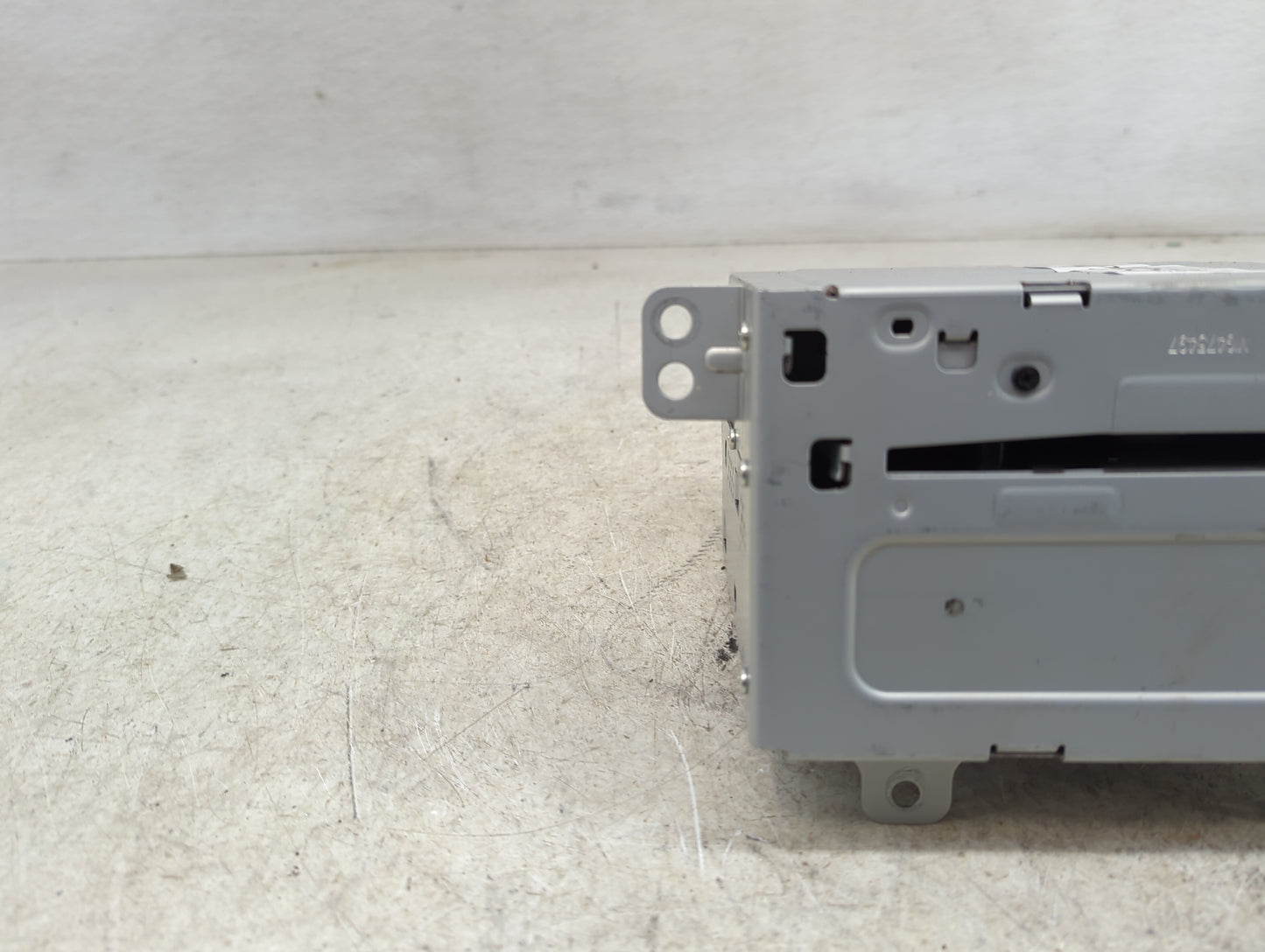 2011-2012 Buick Regal Radio AM FM Cd Player Receiver Replacement P/N:22870782 Fits Fits 2010 2011 2012 OEM Used Auto Parts -