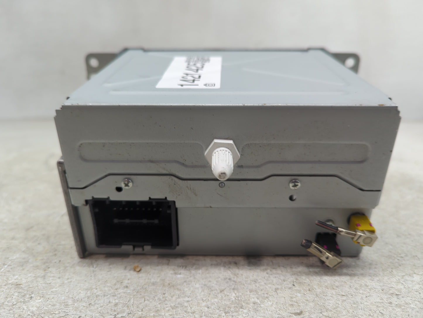2011-2012 Buick Regal Radio AM FM Cd Player Receiver Replacement P/N:22870782 Fits Fits 2010 2011 2012 OEM Used Auto Parts -
