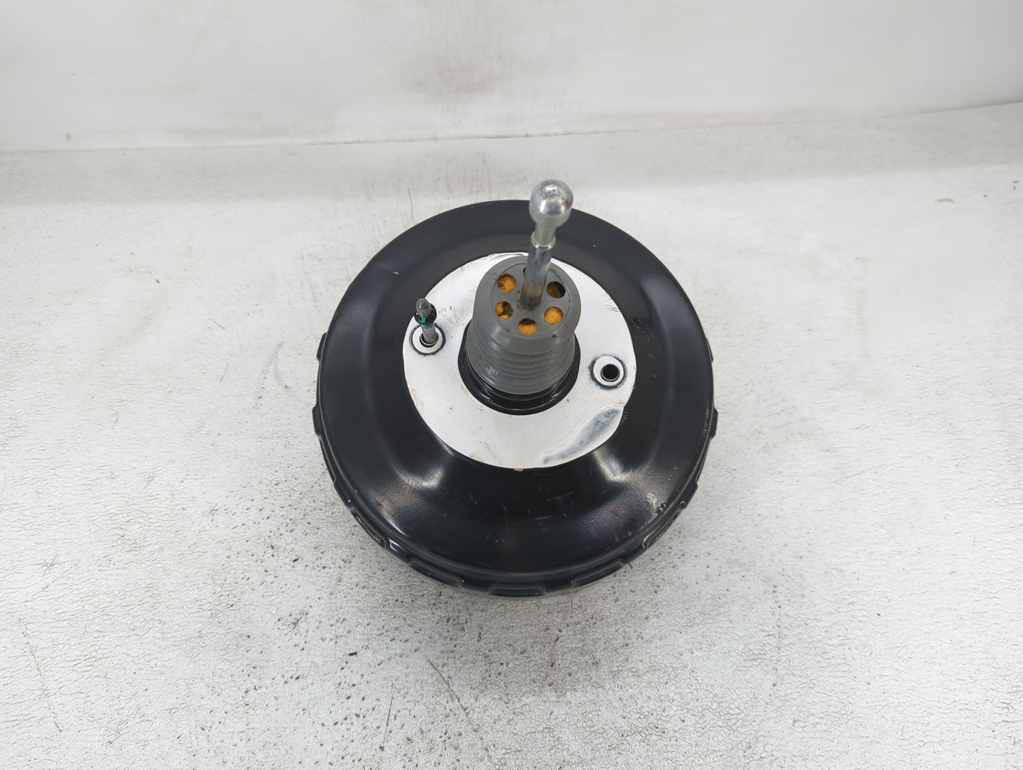 2012-2017 Buick Regal Power Brake Booster Oem 1422995 - Oemusedautoparts1.com