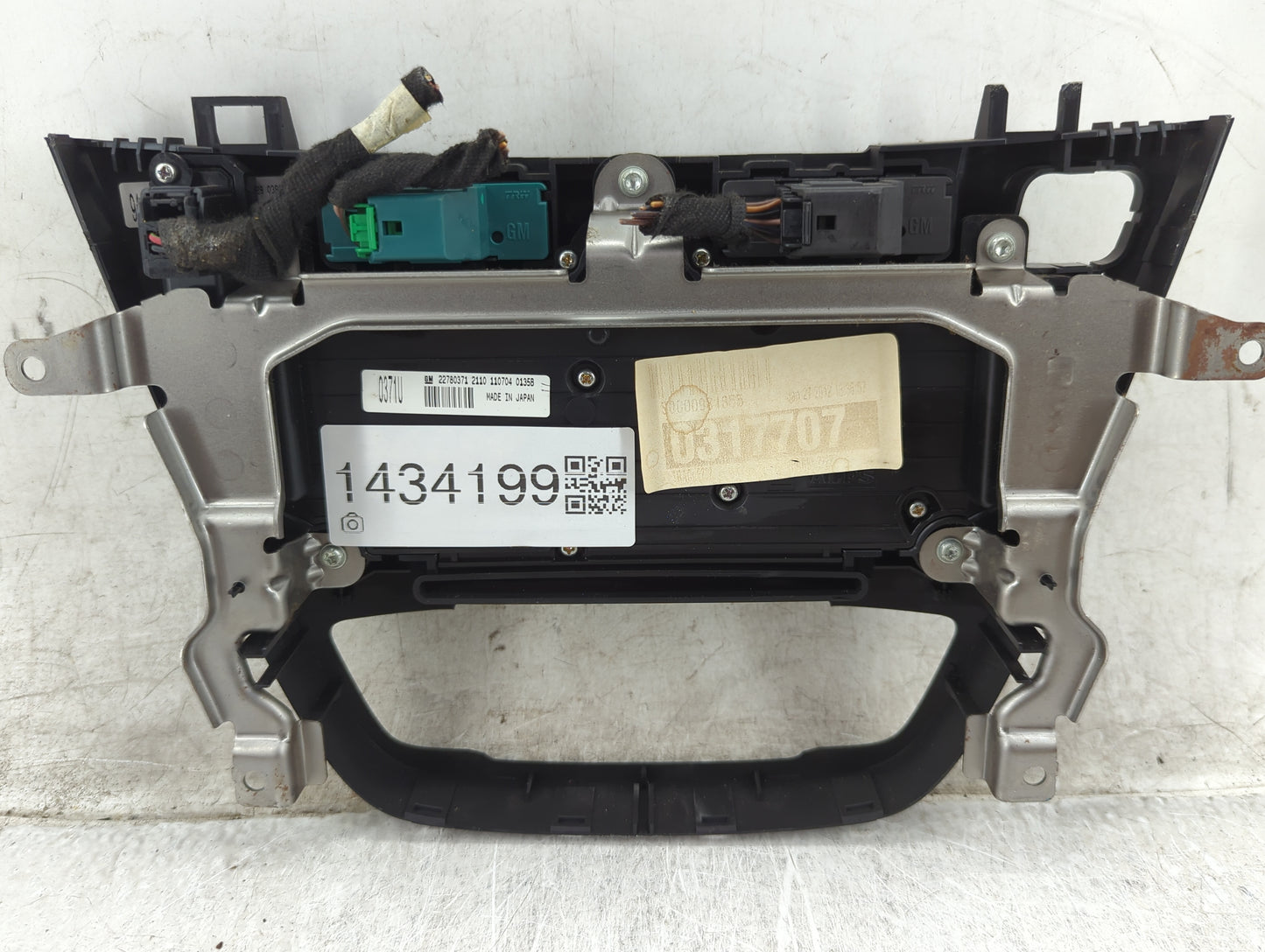 2012-2013 Buick Regal Radio Control Panel Black - Oemusedautoparts1.com