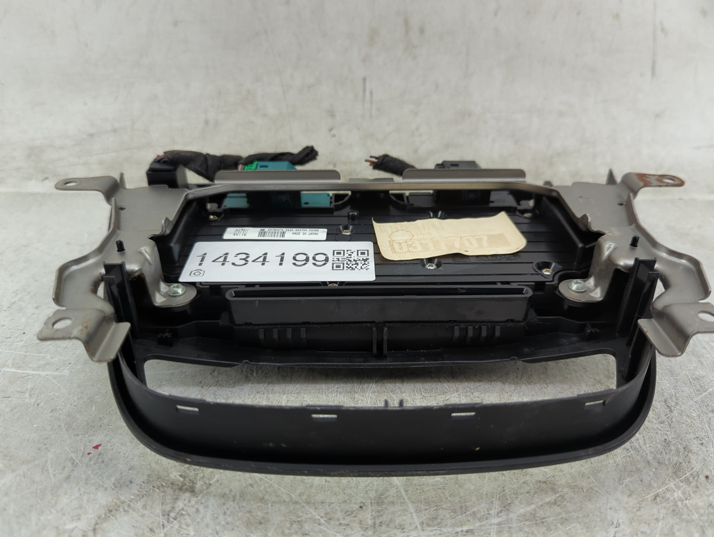 2012-2013 Buick Regal Radio Control Panel Black - Oemusedautoparts1.com