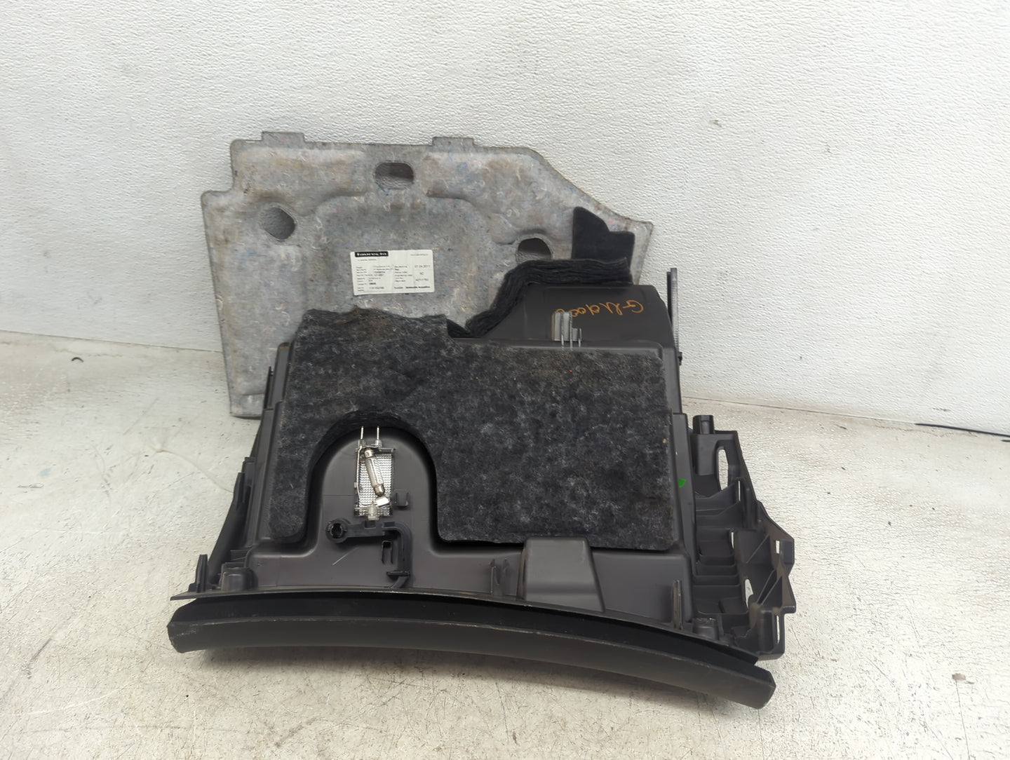 2012 Buick Regal Passenger Glove Box Door Storage Compartment Black - Oemusedautoparts1.com