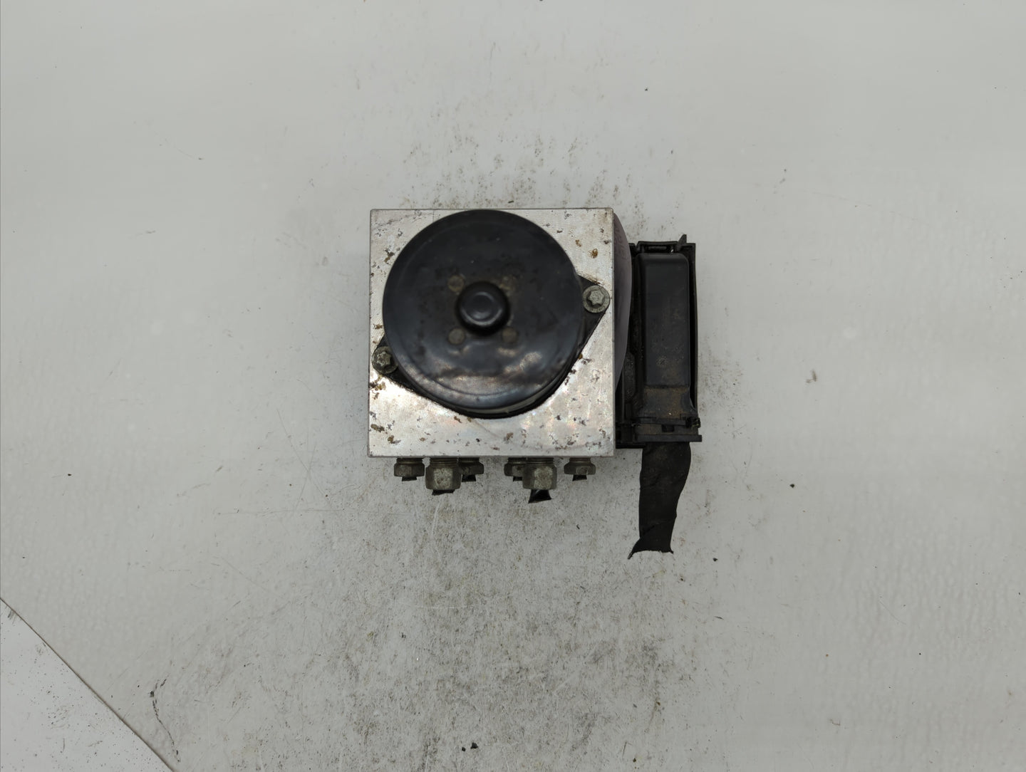 2012-2013 Buick Regal ABS Pump Control Module Replacement P/N:22838815 22973923, 22827930 Fits Fits 2012 2013 2014 2015 2016