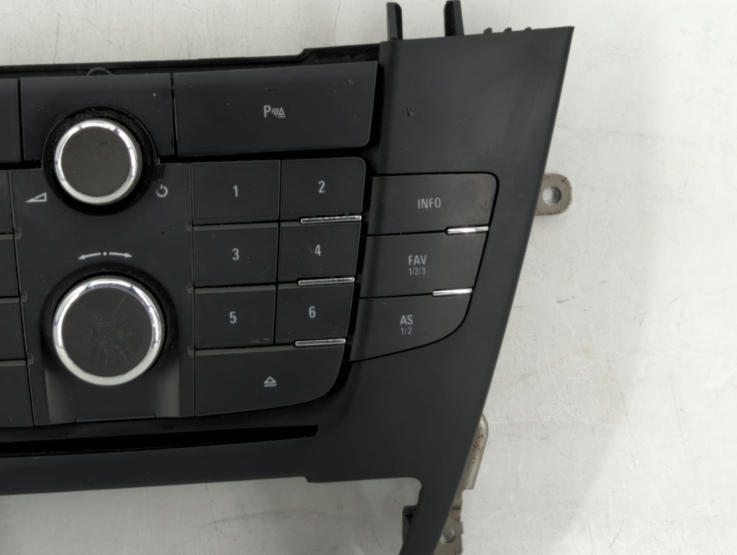 2011-2012 Buick Regal Radio AM FM Cd Player Receiver Replacement P/N:20983517 13273259, 13277916 Fits Fits 2011 2012 OEM Use