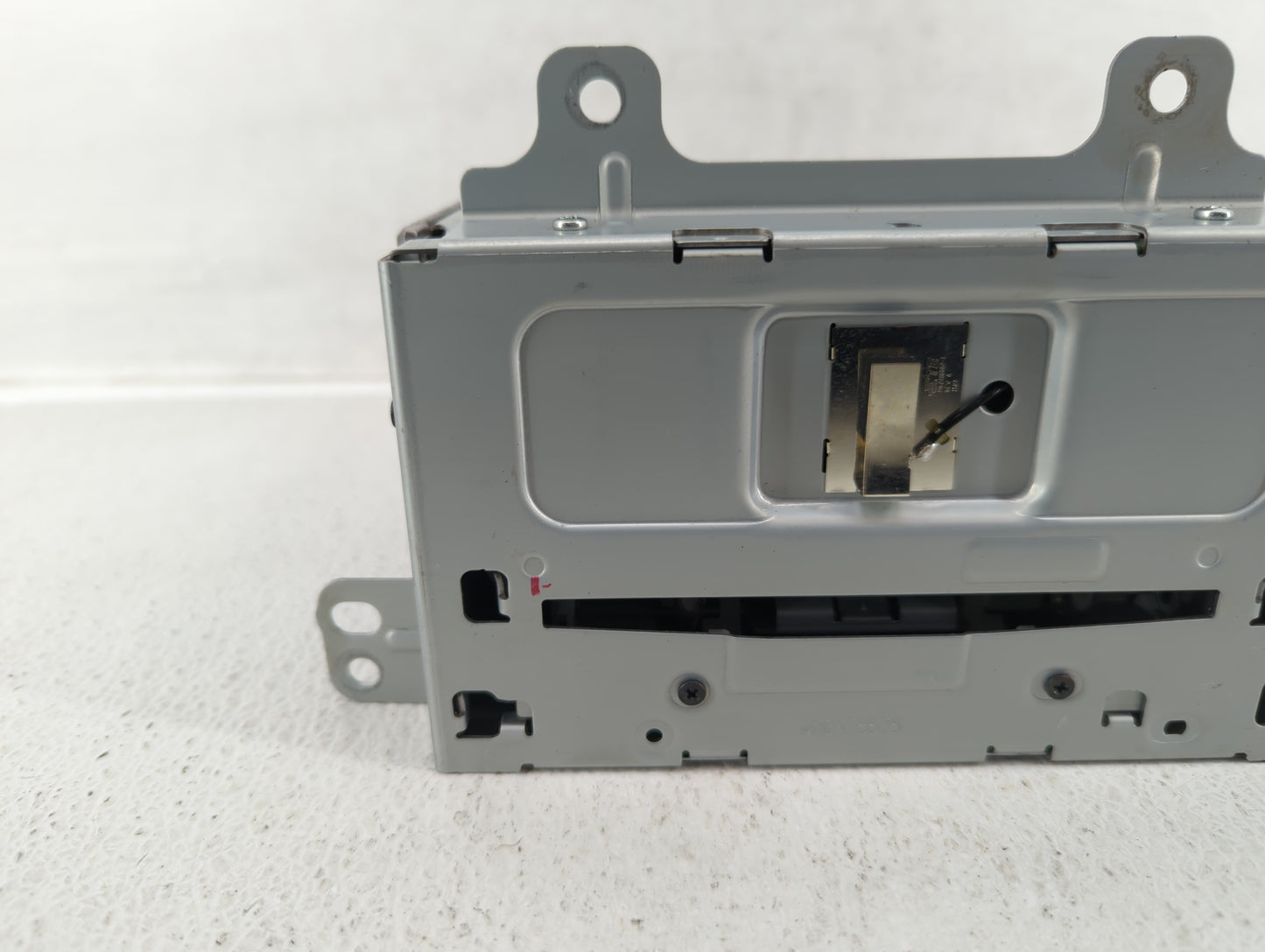 2012 Buick Regal Radio AM FM Cd Player Receiver Replacement P/N:22909201 Fits OEM Used Auto Parts - Oemusedautoparts1.com