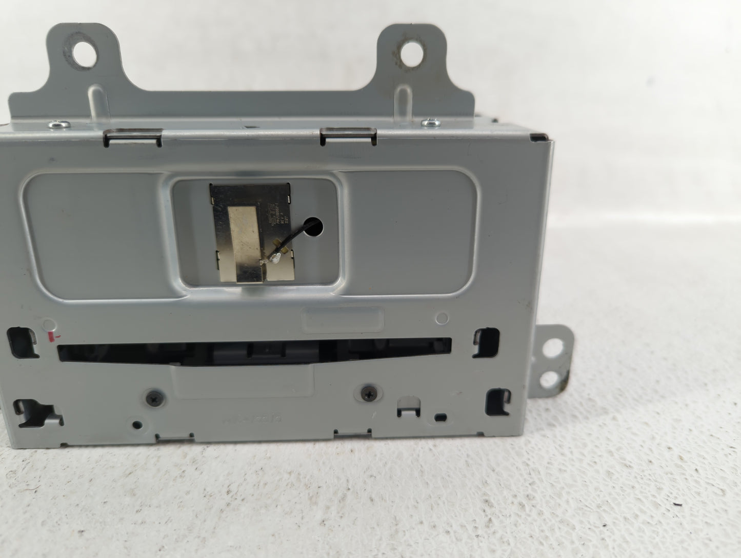 2012 Buick Regal Radio AM FM Cd Player Receiver Replacement P/N:22909201 Fits OEM Used Auto Parts - Oemusedautoparts1.com