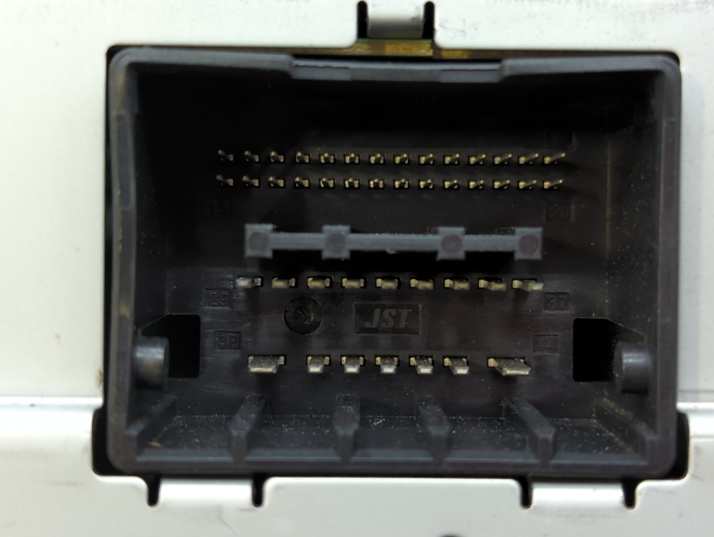 2011-2012 Buick Regal Am Fm Cd Player Radio Receiver - Oemusedautoparts1.com