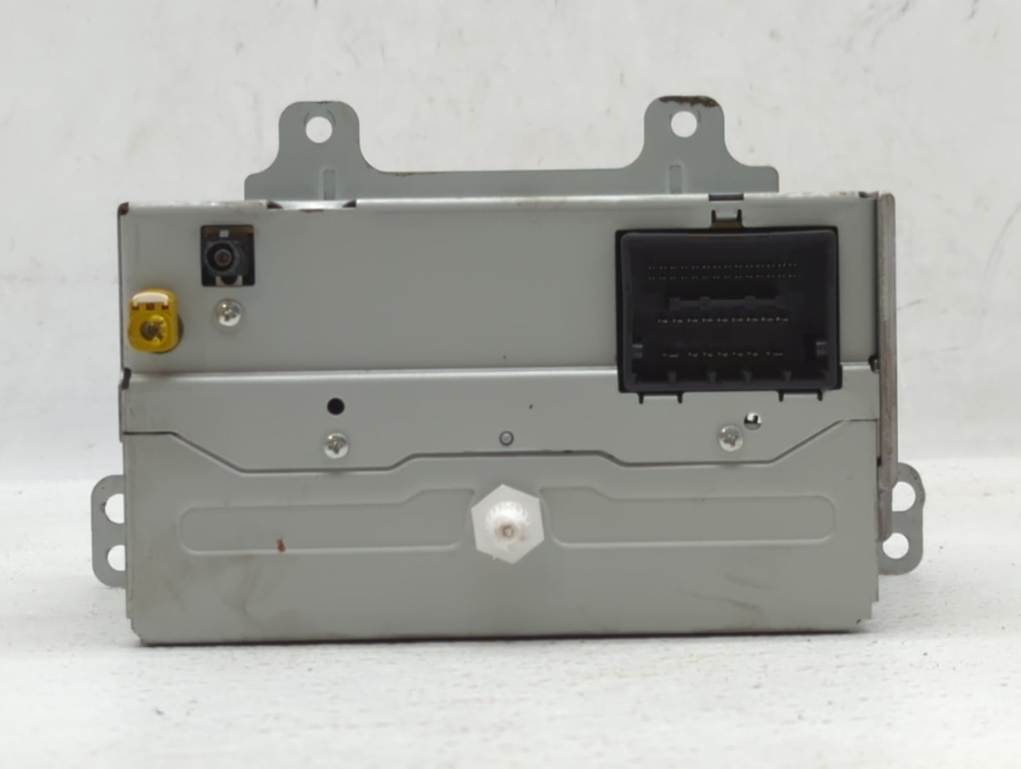 2011-2012 Buick Regal Am Fm Cd Player Radio Receiver - Oemusedautoparts1.com