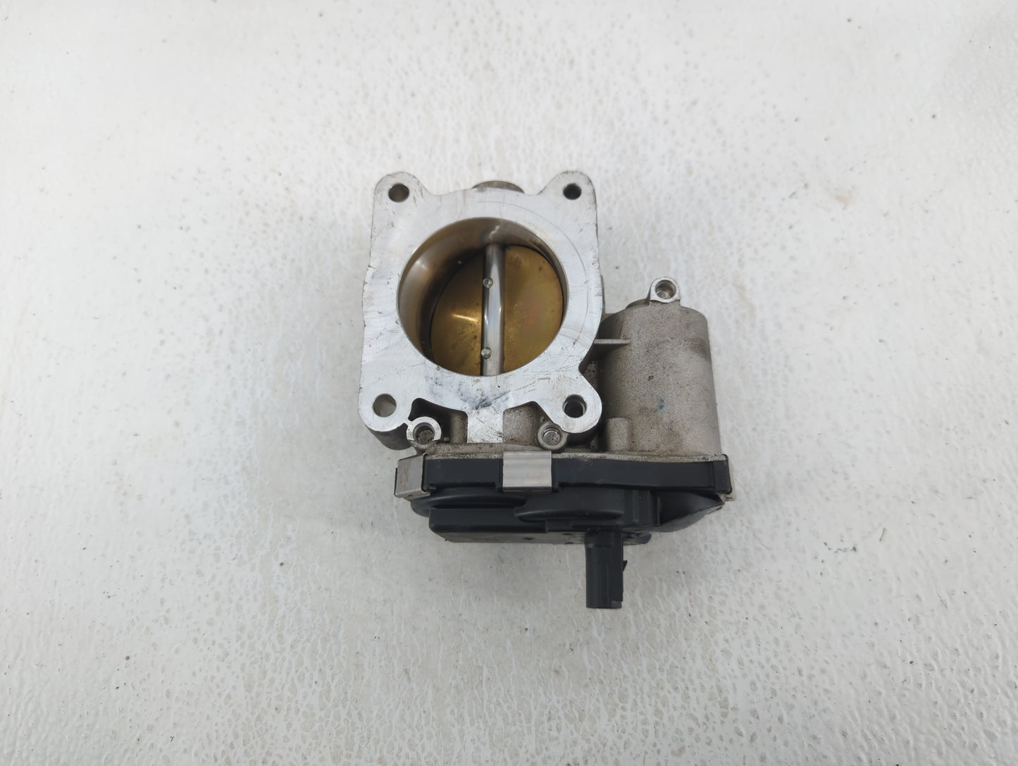 2012-2013 Buick Regal Throttle Body P/N:12639457AA Fits Fits 2012 2013 2014 2015 OEM Used Auto Parts - Oemusedautoparts1.com
