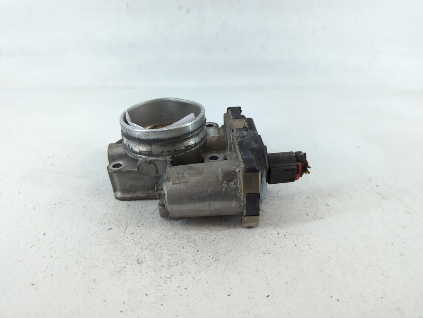 2012-2015 Buick Regal Throttle Body P/N:12639457AA Fits Fits 2012 2013 2014 2015 OEM Used Auto Parts - Oemusedautoparts1.com