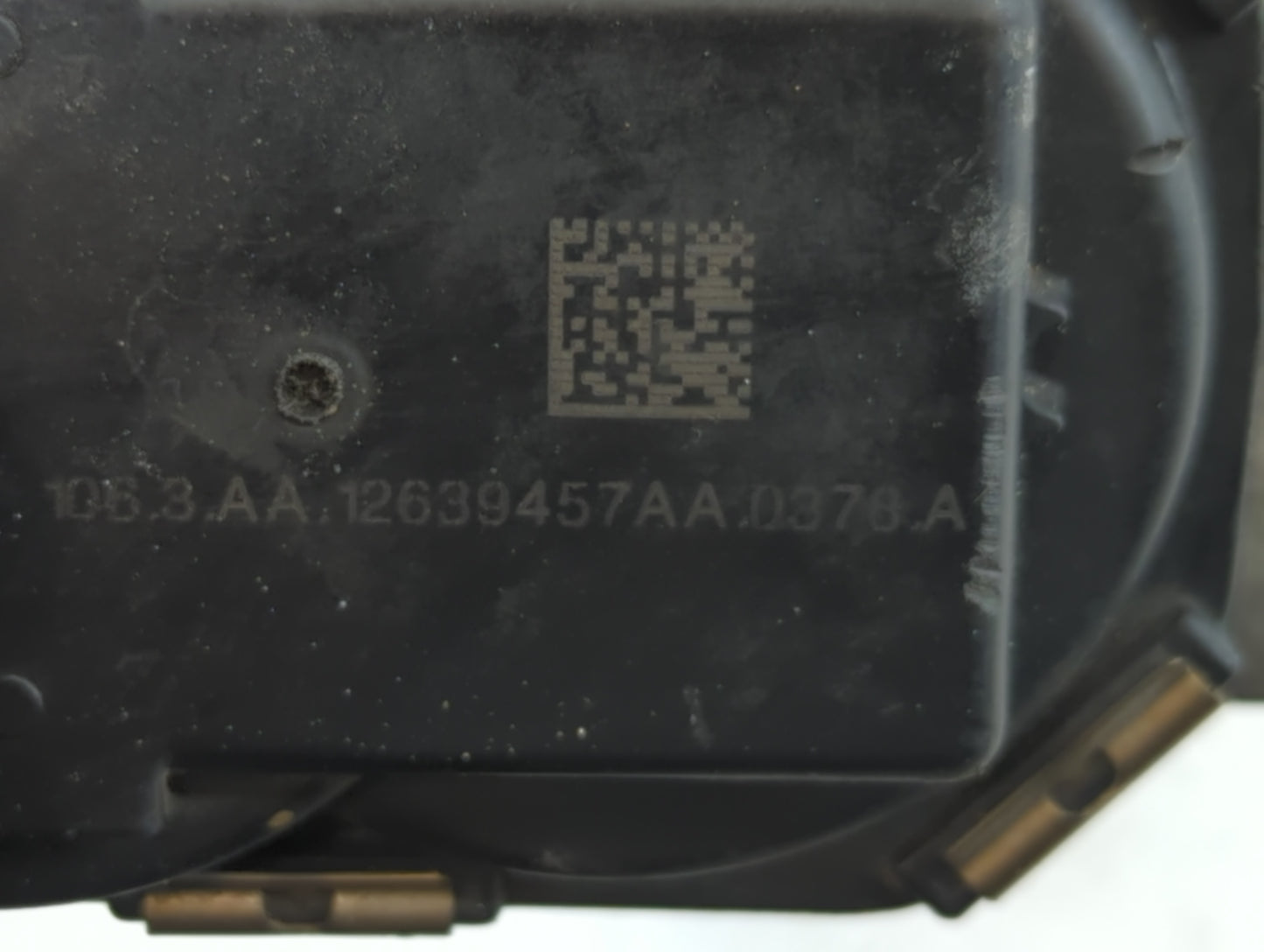 2012-2015 Buick Regal Throttle Body P/N:12639457AA Fits Fits 2012 2013 2014 2015 OEM Used Auto Parts - Oemusedautoparts1.com