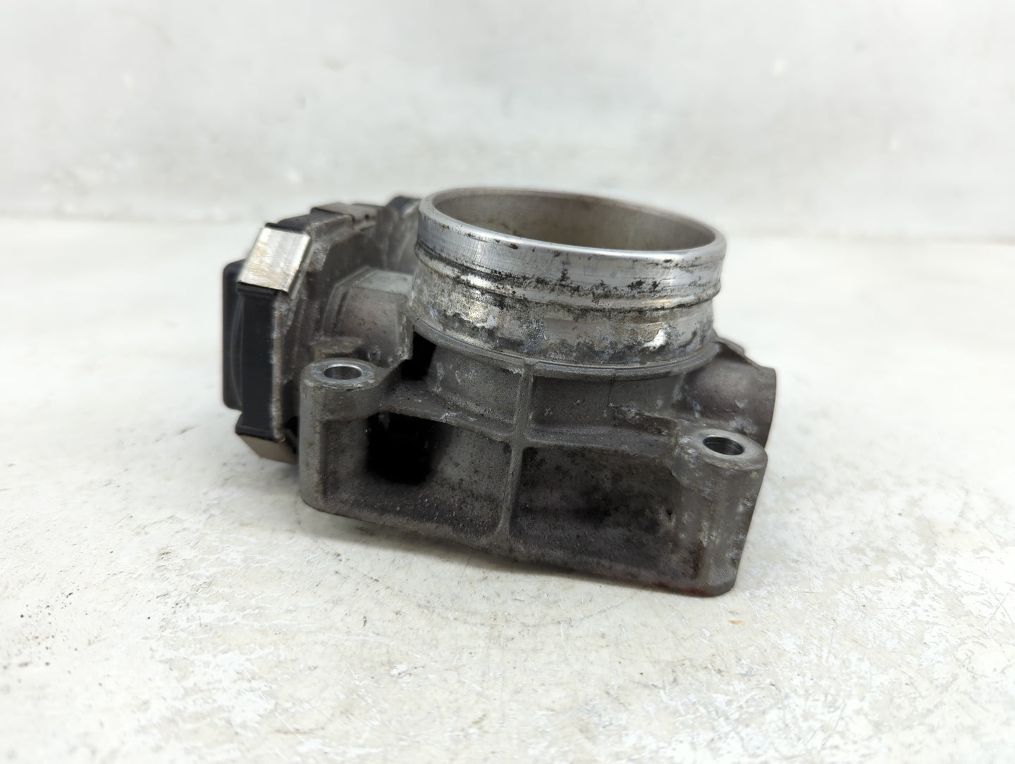 2012-2013 Buick Regal Throttle Body Fits Fits 2012 2013 2014 2015 OEM Used Auto Parts - Oemusedautoparts1.com
