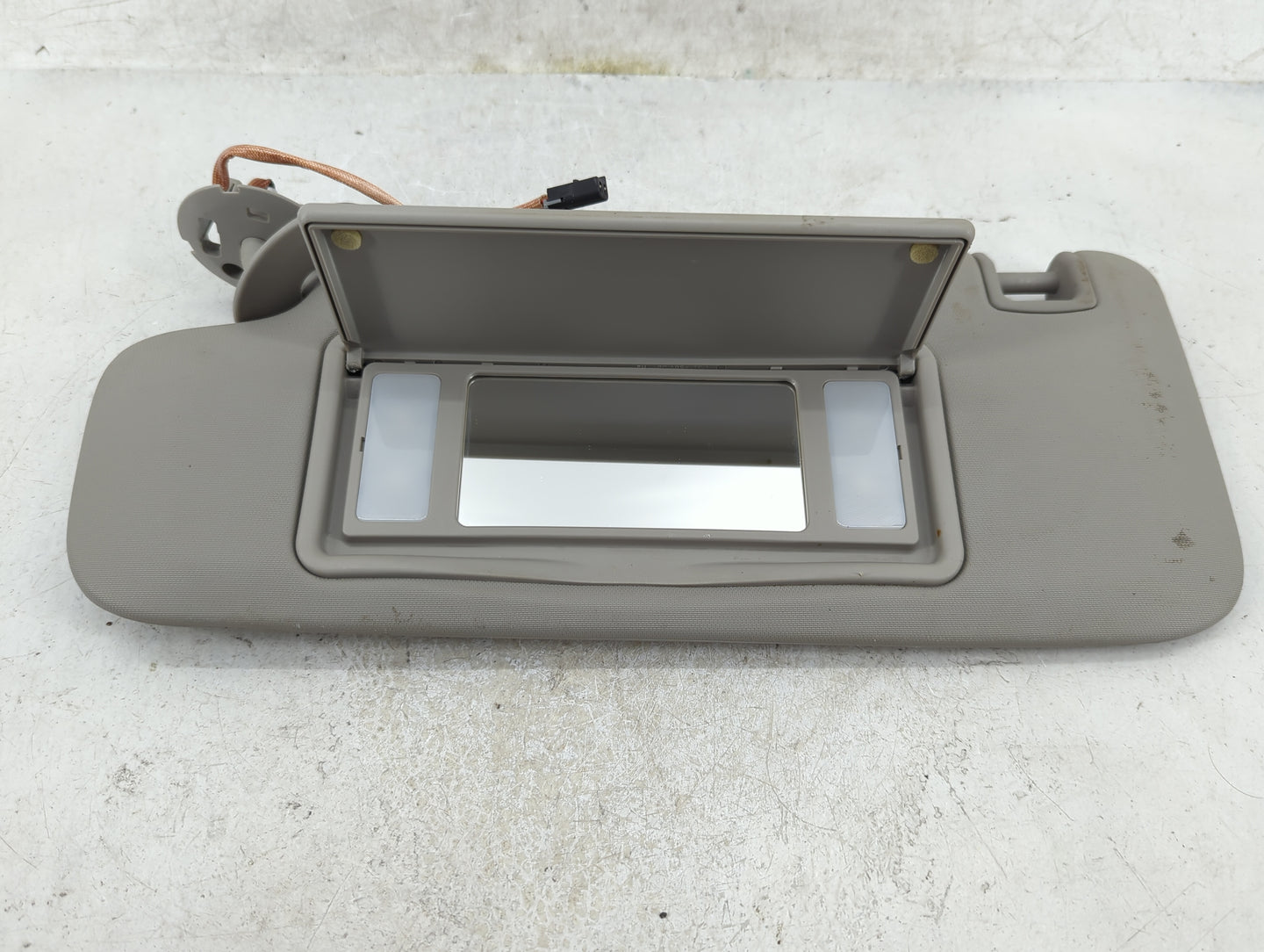 2011-2015 Buick Regal Sun Visor Shade Replacement Driver Left Mirror Fits Fits 2011 2012 2013 2014 2015 OEM Used Auto Parts 