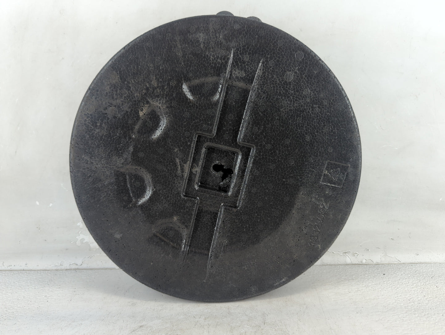 2012 Buick Verano Spare Scissor Car Jack 1048258 - Oemusedautoparts1.com