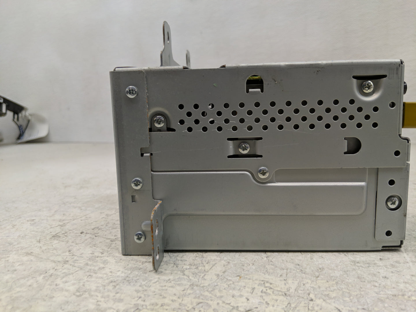 2012 Buick Verano Radio AM FM Cd Player Receiver Replacement P/N:22909201 Fits OEM Used Auto Parts - Oemusedautoparts1.com