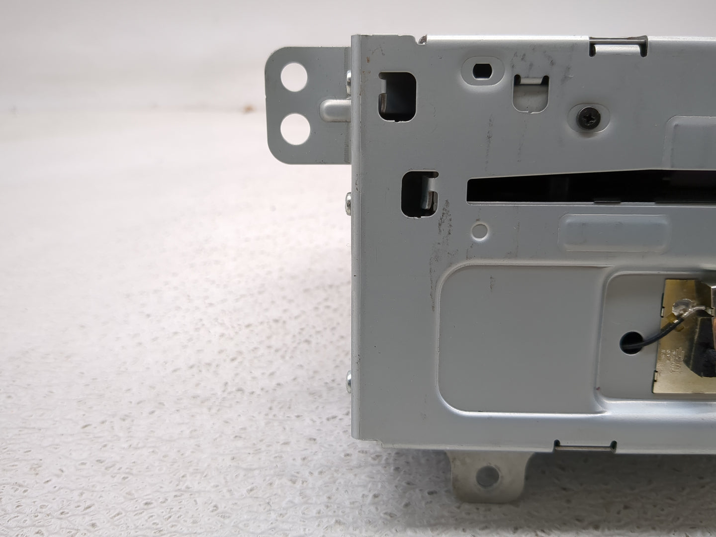 2012 Buick Verano Radio AM FM Cd Player Receiver Replacement P/N:22909201 Fits OEM Used Auto Parts - Oemusedautoparts1.com