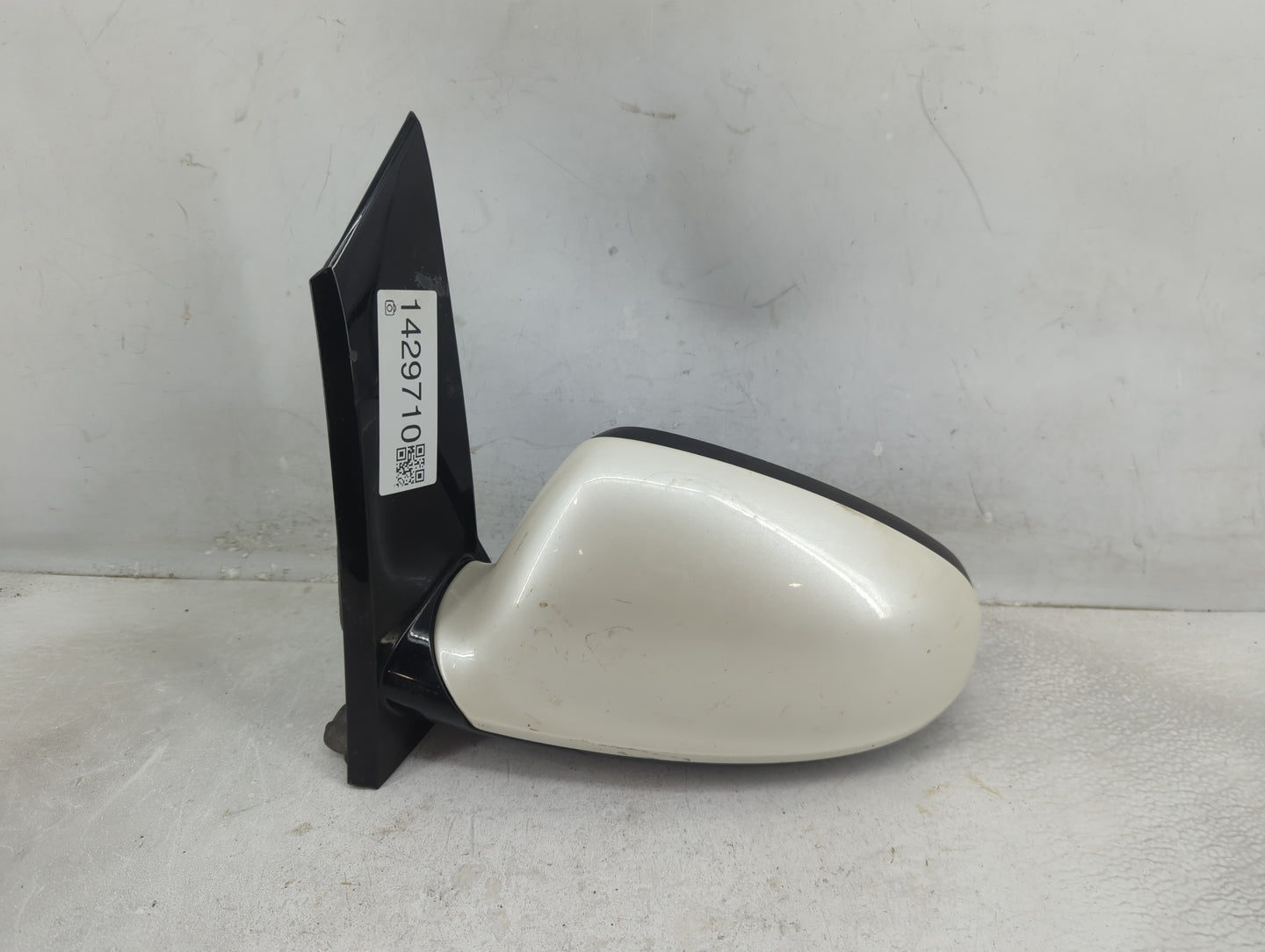 2012-2017 Buick Verano Driver Side View Mirror - Left Door Mirror OEM Used - Oemusedautoparts1.com