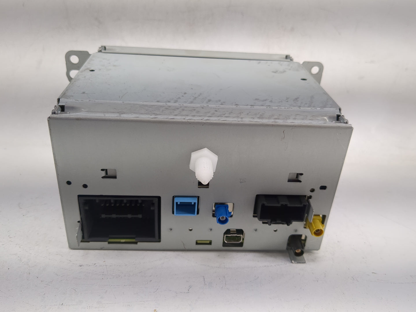 2012-2013 Buick Verano Radio AM FM Cd Player Receiver Replacement P/N:22879332 7N2ML2MT, 45-311-6246 Fits Fits 2012 2013 OEM