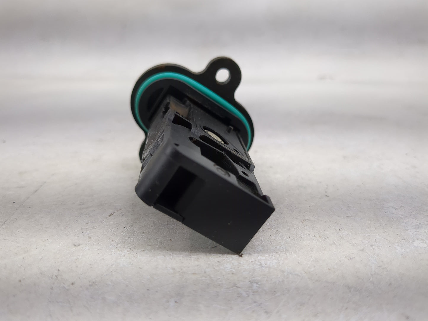 2012-2016 Buick Verano Mass Air Flow Meter Maf 1486325 - Oemusedautoparts1.com