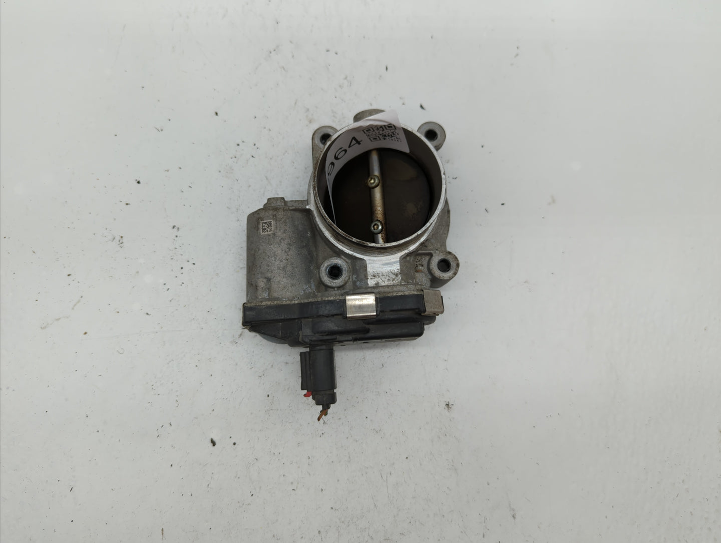 2012-2015 Buick Verano Throttle Body P/N:12632101CA Fits Fits 2012 2013 2014 2015 OEM Used Auto Parts - Oemusedautoparts1.co