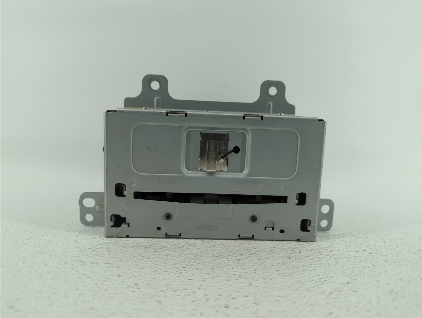 2012 Buick Verano Am Fm Cd Player Radio Receiver - Oemusedautoparts1.com