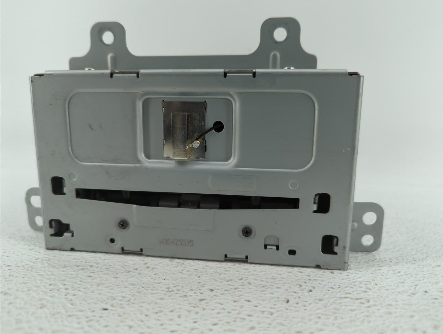 2012 Buick Verano Am Fm Cd Player Radio Receiver - Oemusedautoparts1.com