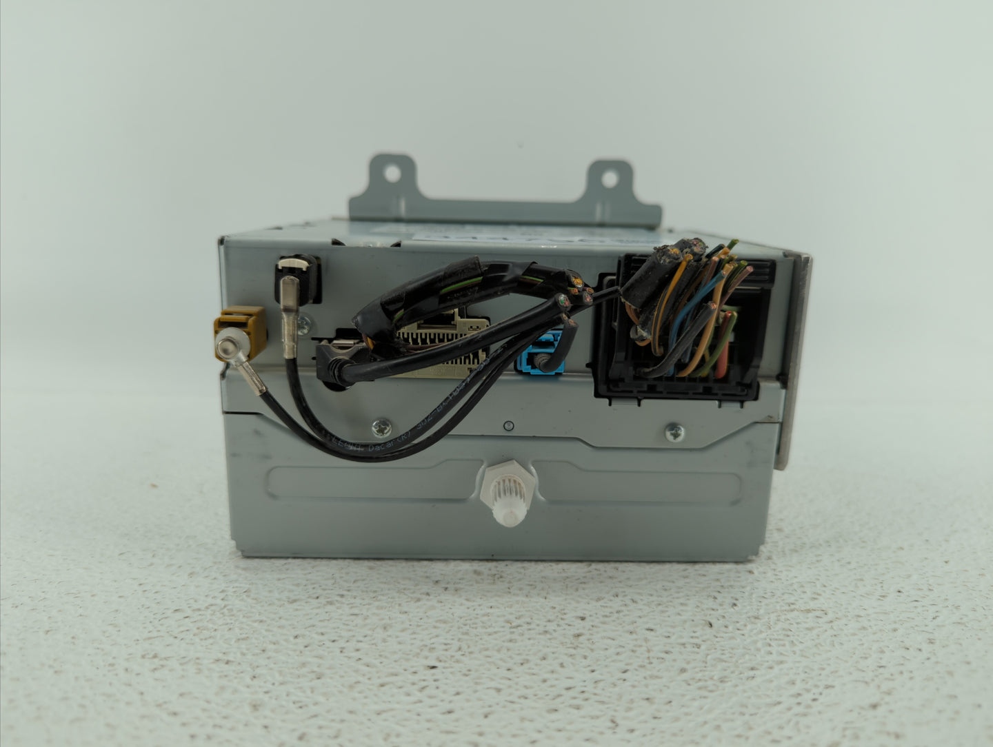 2012 Buick Verano Am Fm Cd Player Radio Receiver - Oemusedautoparts1.com