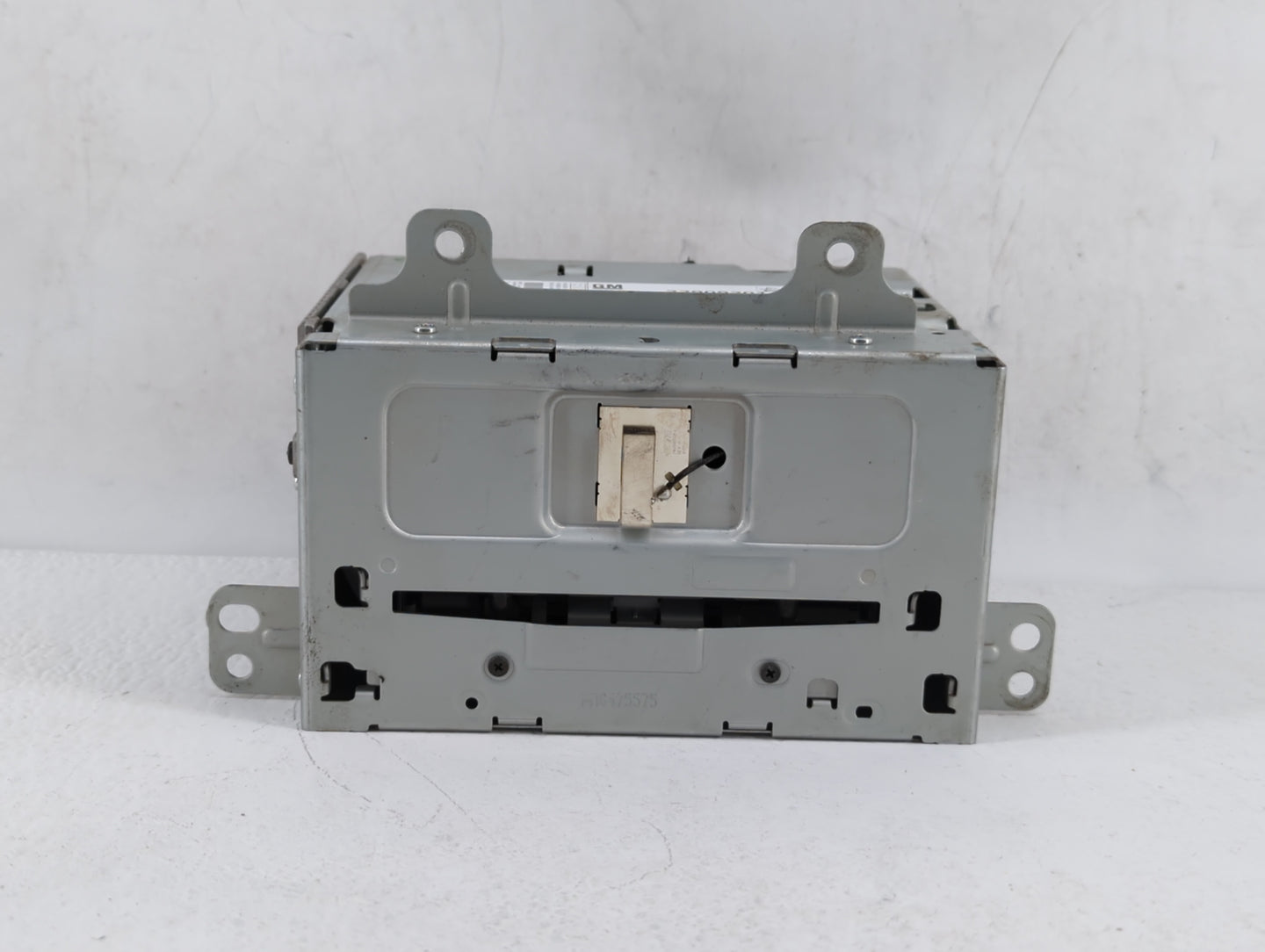 2012 Buick Verano Radio AM FM Cd Player Receiver Replacement P/N:22893153 22924957, 22909201 Fits OEM Used Auto Parts - Oemu