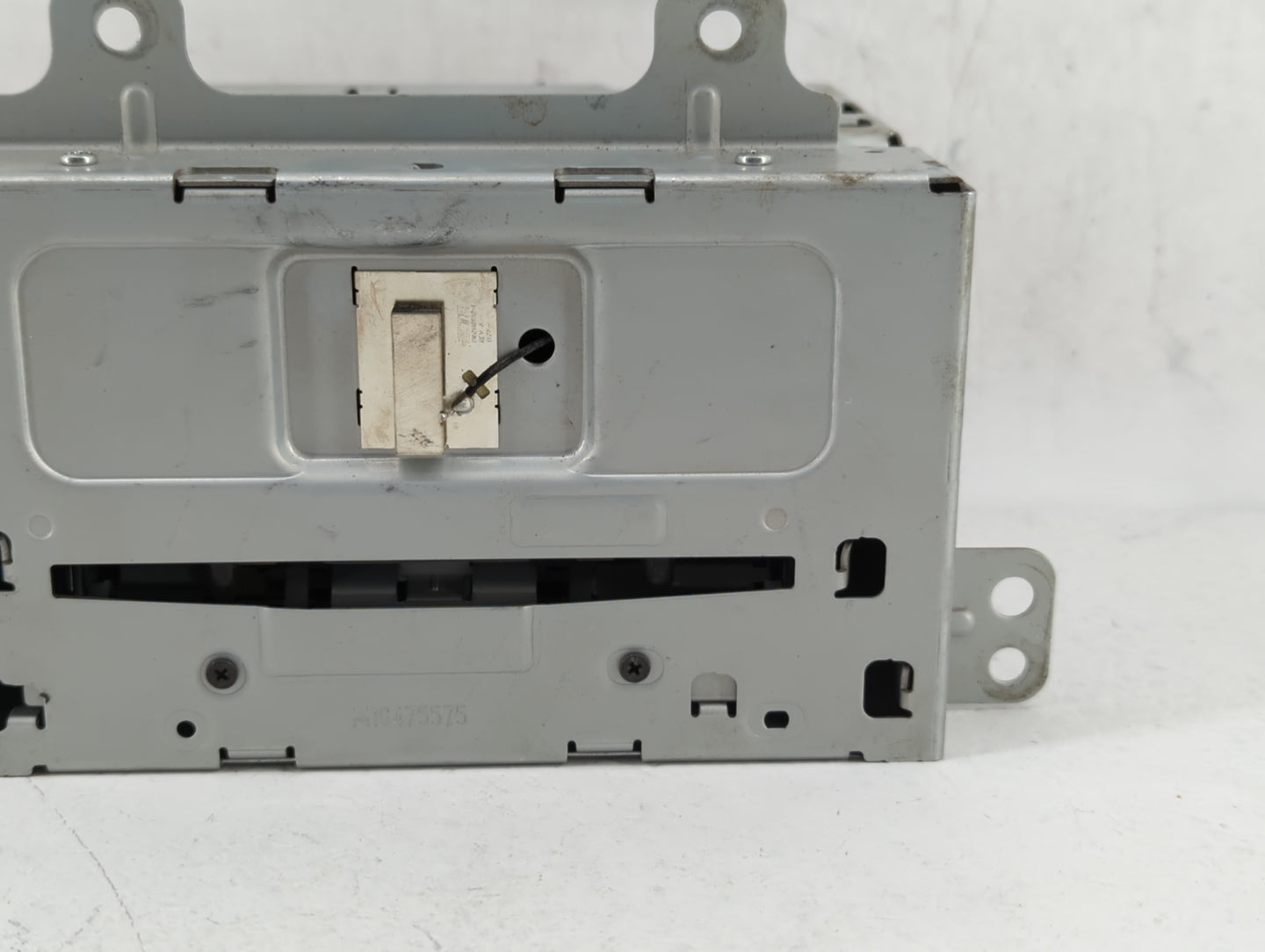2012 Buick Verano Radio AM FM Cd Player Receiver Replacement P/N:22893153 22924957, 22909201 Fits OEM Used Auto Parts - Oemu