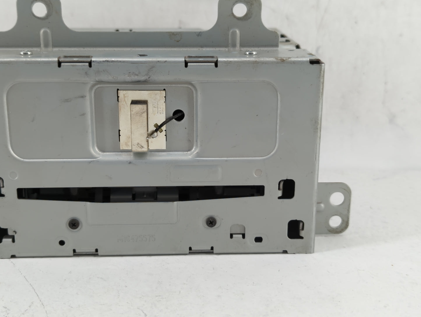 2012 Buick Verano Radio AM FM Cd Player Receiver Replacement P/N:22893153 22924957, 22909201 Fits OEM Used Auto Parts - Oemu