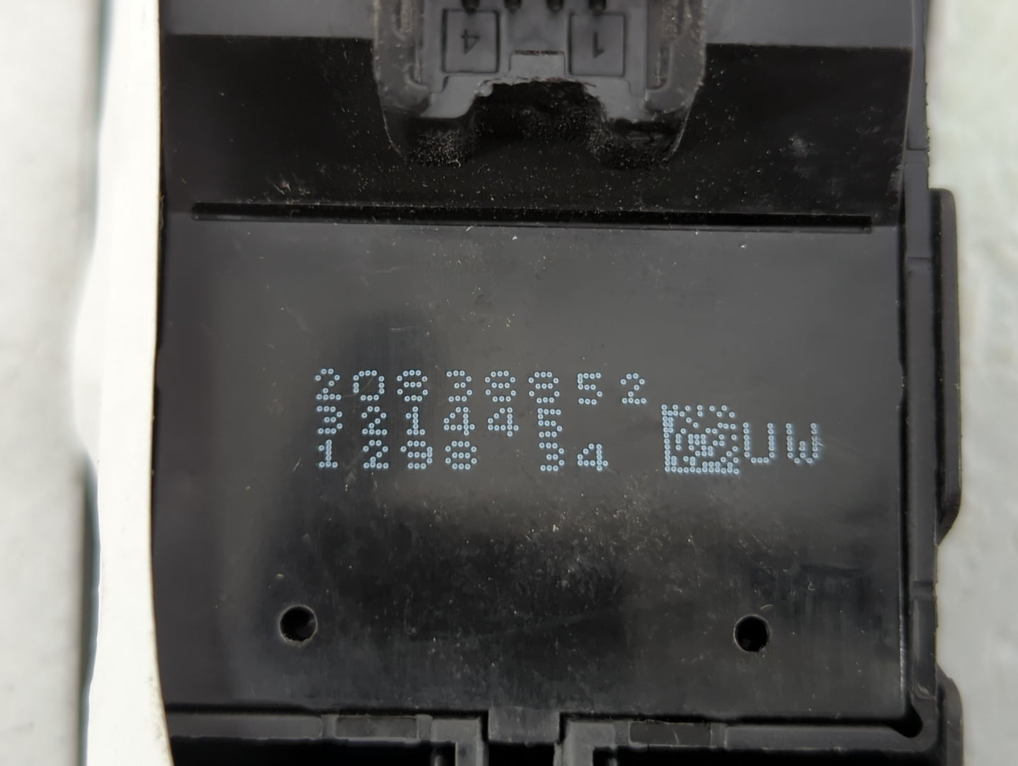 2012-2014 Buick Verano Master Power Window Switch Replacement Driver Side Left P/N:22823883 22891087 Fits OEM Used Auto Part